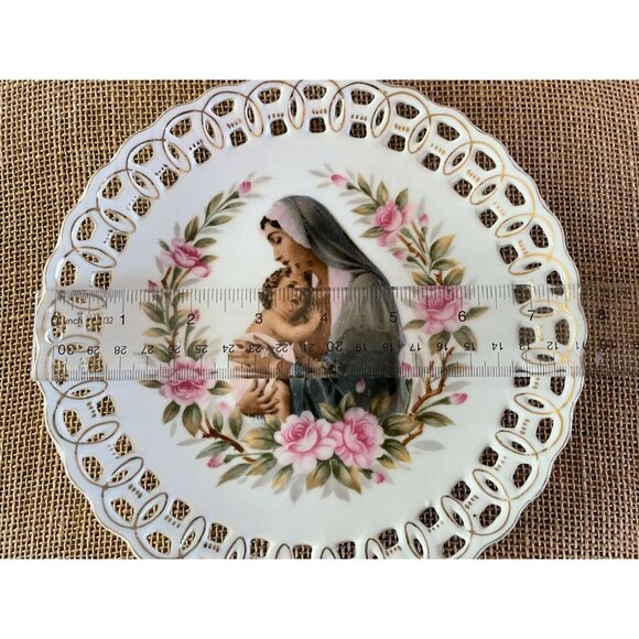 Lefton Japan 7 3/4" Mary & Baby Jesus Reticulated Latticed Decorative Plate READ - Picture 6 of 7
